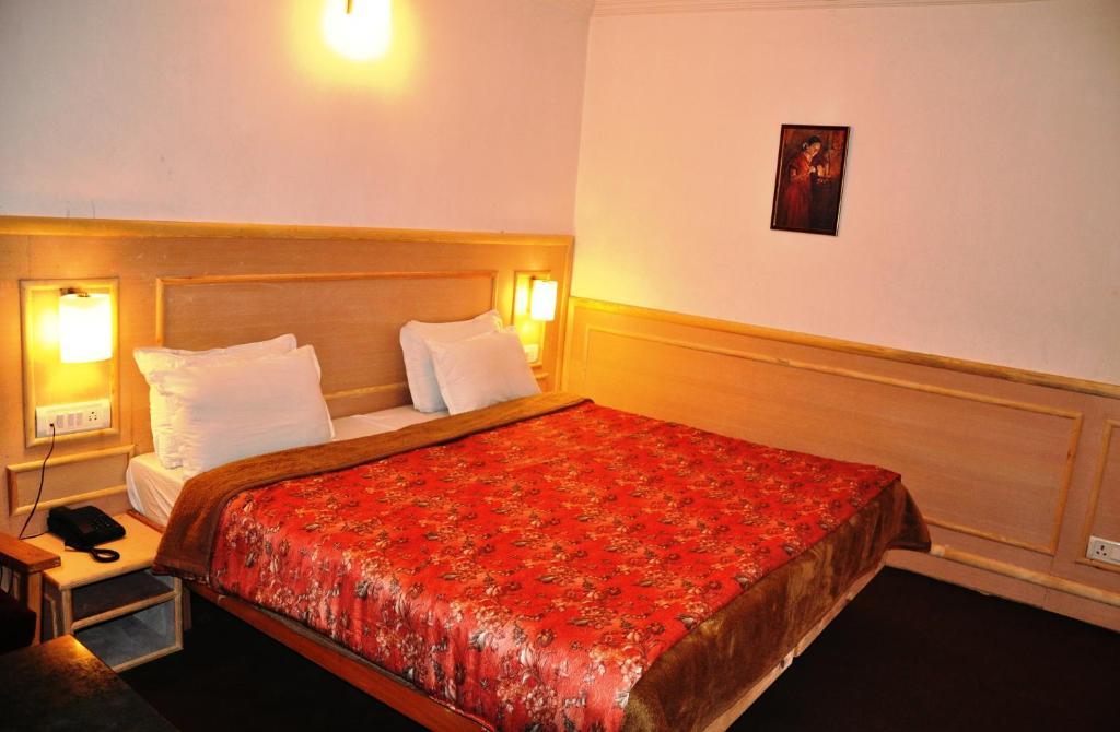 Hotel Sadaf Srinagar  Room photo