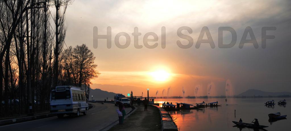 Hotel Sadaf Srinagar  Exterior photo